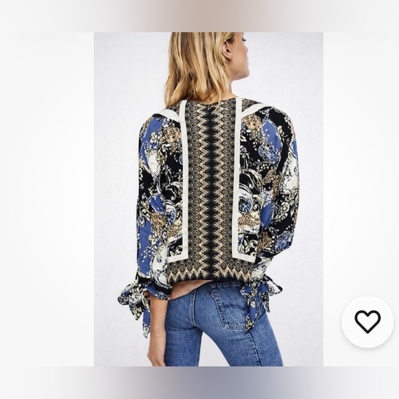 Free People Catch Me If You Can Blouse XSmall Black Boho Leopard Cheetah Top - Picture 2 of 11